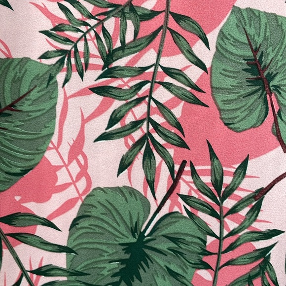 Lovely top by IB Diffusion like new - Picture 4 of 6